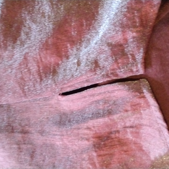 Iridescent deep red button down blouse size 1X - Picture 9 of 9